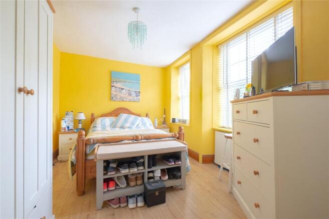2 bed Terraced for sale Image 10