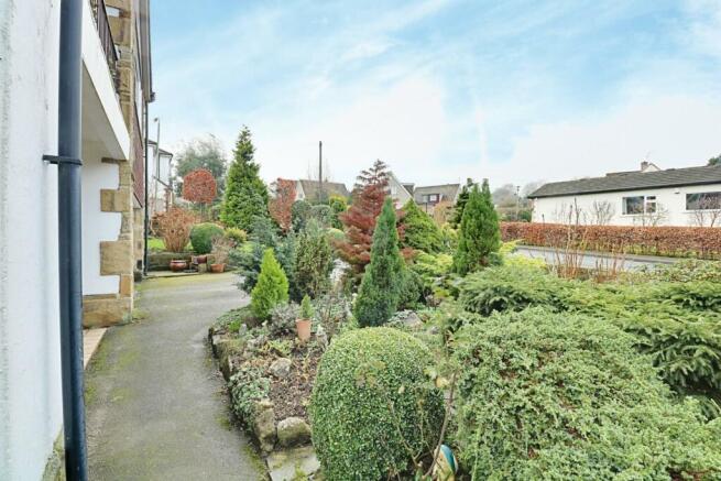 Side Garden.jpg