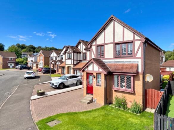 St.Annes Wynd, Erskine external pic