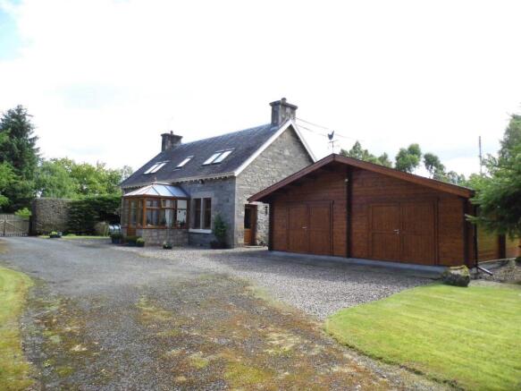 cottage & garage.JPG