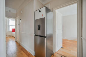 Flat A, 320, High Road, Wood Green, London N22 8JR