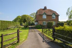 1, Fir Tree Cottages, Courtenay Road, Denstroude, Dunkirk CT2 9LD