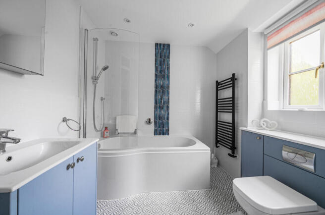 1350195-10-68c042...