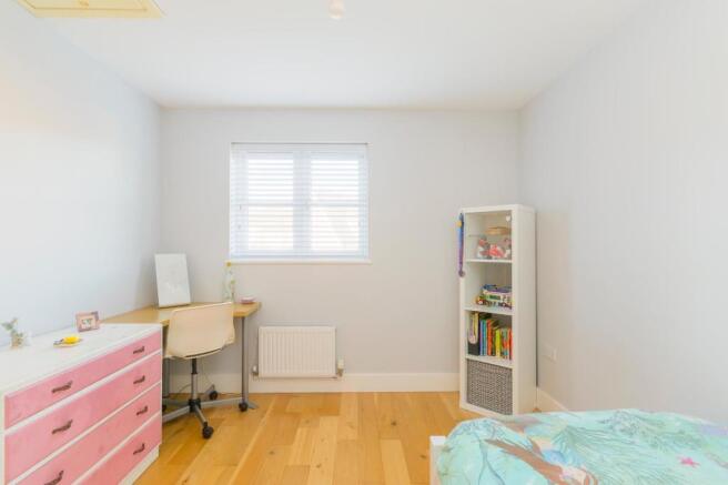 EVIRDTNARRUCKCALB20 - Bedroom O.jpg