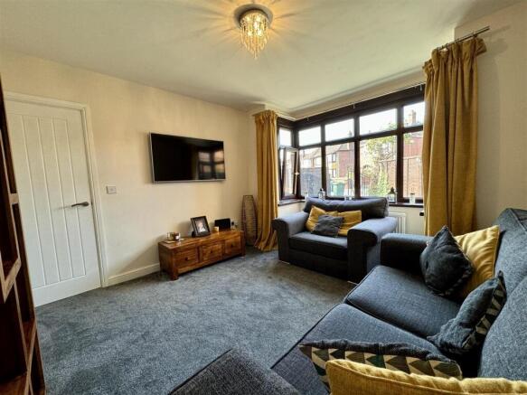 3 bed Detached for sale Image 8