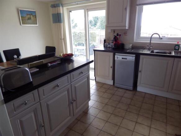 Kitchen/Dining Room