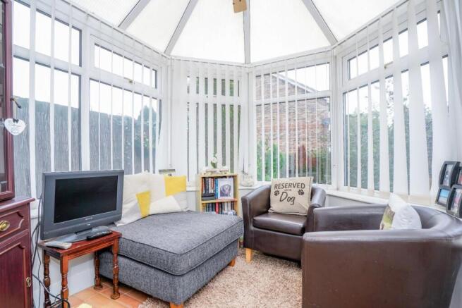 4 bed Detached for sale Image 6