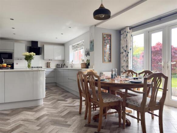 Open Plan Kitchen/Dining/Living