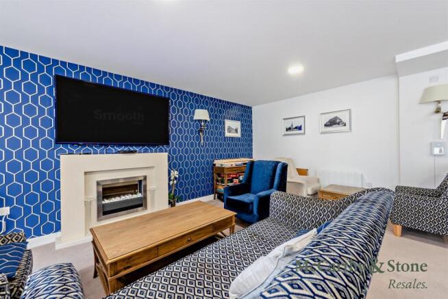 8700836-interior27-800.jpg