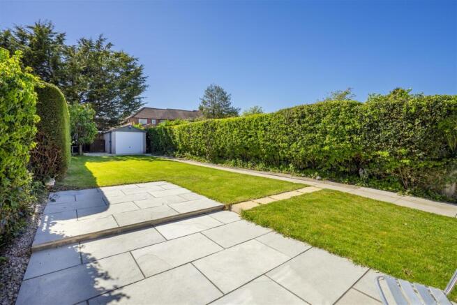 3 bed Semi-Detached to rent Image 5