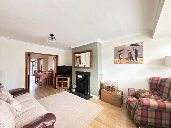 Burstead Drive, Billericay, CM11 photo 4