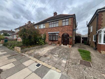 Gilmore Crescent, Ashford, TW15