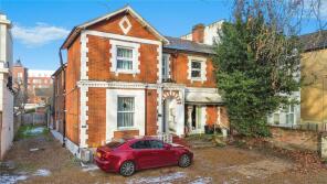 Flat 4, 87, London Road, Reading RG1 5BY