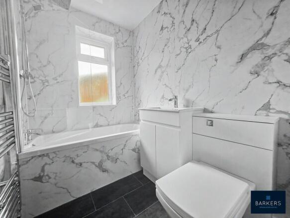 2 bed Town House for sale Image 8