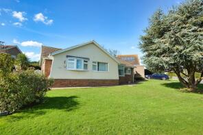 6, Caws Avenue, Seaview PO34 5JS
