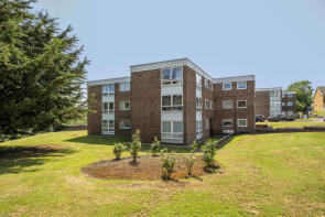6, Merlin Court, Bembridge Gardens, Ruislip HA4 7EU
