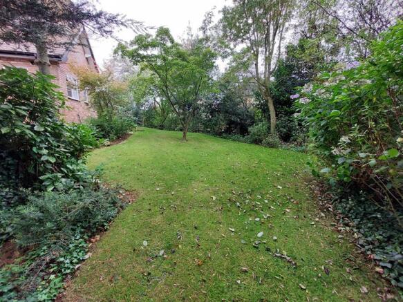 Higher Lane Grounds