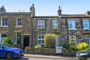 94, Stile Common Road, Newsome, Huddersfield HD4 6NE