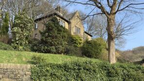Arnsbrae, Keighley Road, Hebden Bridge HX7 8HJ