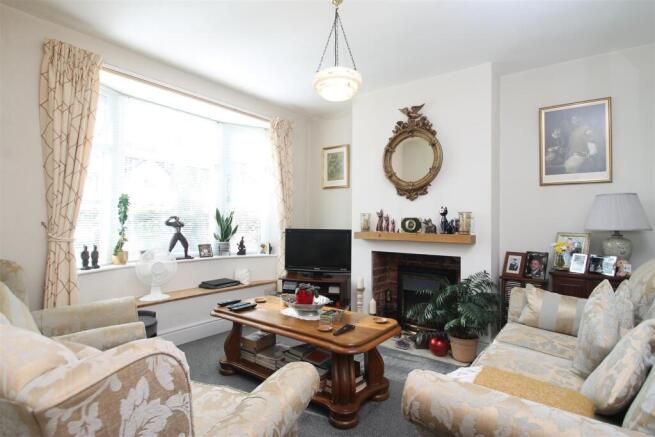 sitting room.JPG