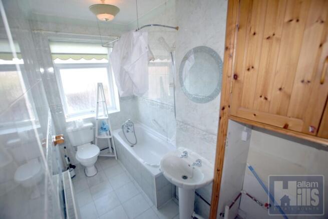 2 bed Flat to rent Image 8