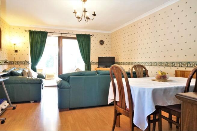 Lounge/dining Room