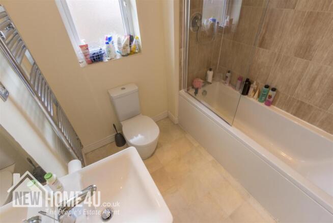 Family Bathroom: