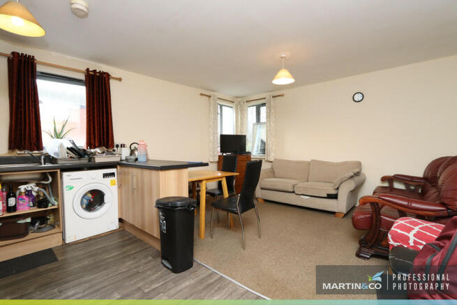 St Stephens Court, Newport photo 3