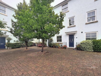 Greenhill Road, Staddiscombe, Plymouth, PL9 9FD