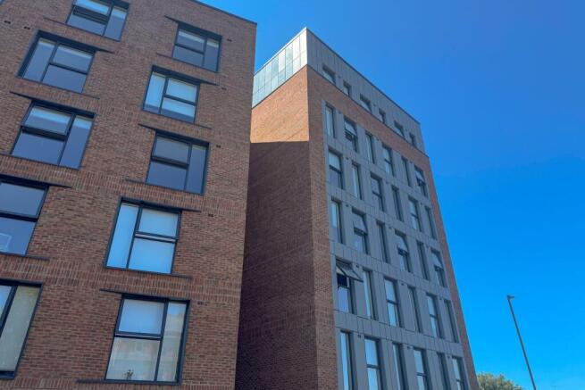 7% Assured NET Returns | Element The Quarter, Liverpool Knowledge Quarter – Designer 1 Bed, Hands-Off Investment photo 4