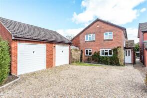 1, Thorntree Drive, Tring HP23 4JE
