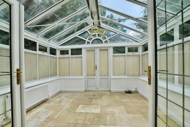 Queensbury Close, Wilmslow, Cheshire, SK9 photo 4