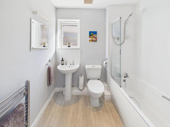 1 bed Apartment for sale Image 8