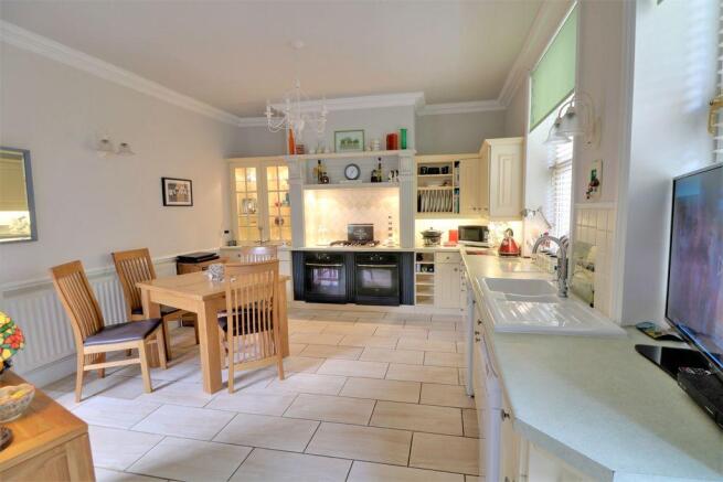 Kitchen Diner
