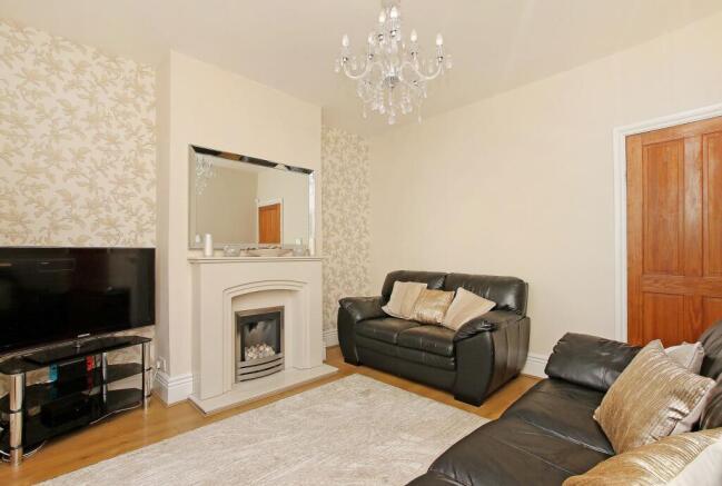 3 bed Terraced for sale Image 5