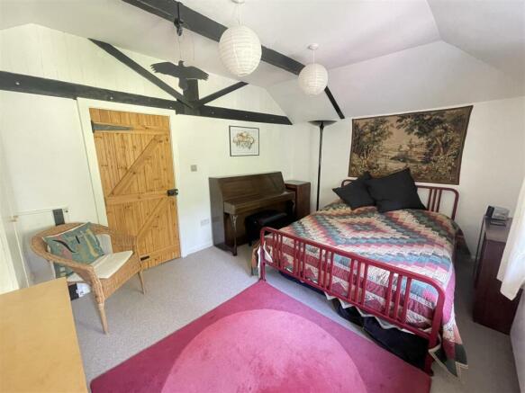 bed2.JPG