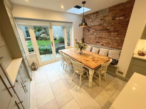 48, Moss Lane, Alderley Edge, SK9 photo 3