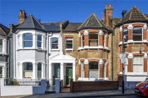 34, Framfield Road, London N5 1UU