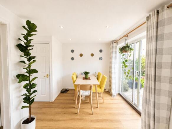 Kitchen/Dining Room