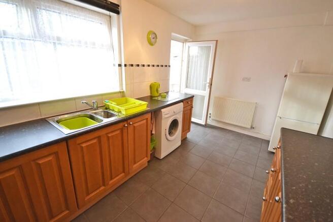 Kitchen Breakfastroom (2nd view)