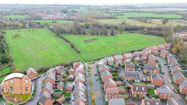 21 Dennis Way (9).jpg