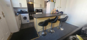 15, Thornville Mount, Hyde Park, Leeds LS6 1JX