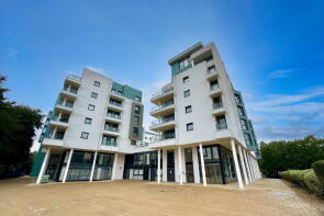 Flat 19, Cobalt Quarter, Maritime Walk, Southampton SO14 3JY