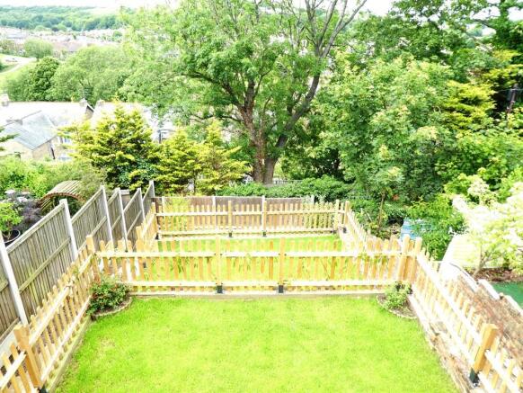 Garden pic2.JPG
