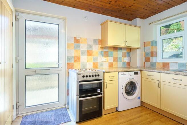 3 bed Semi-Detached for sale Image 11