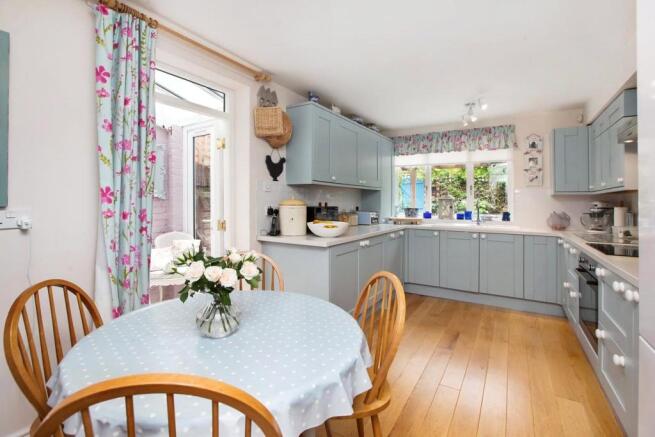 Kitchen/Breakfast