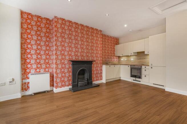 Flat 4 99 Promenade-6.jpg