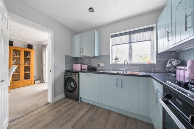 3 bed Detached for sale Image 6