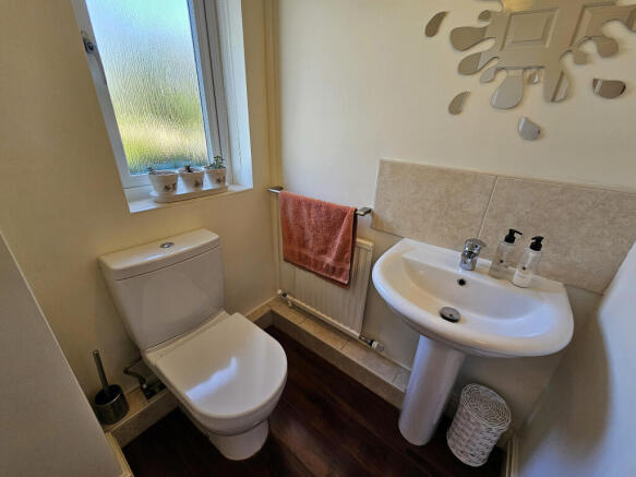 Cloakroom/WC