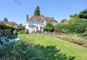 16, Oak Road, Woolmer Green SG3 6LS